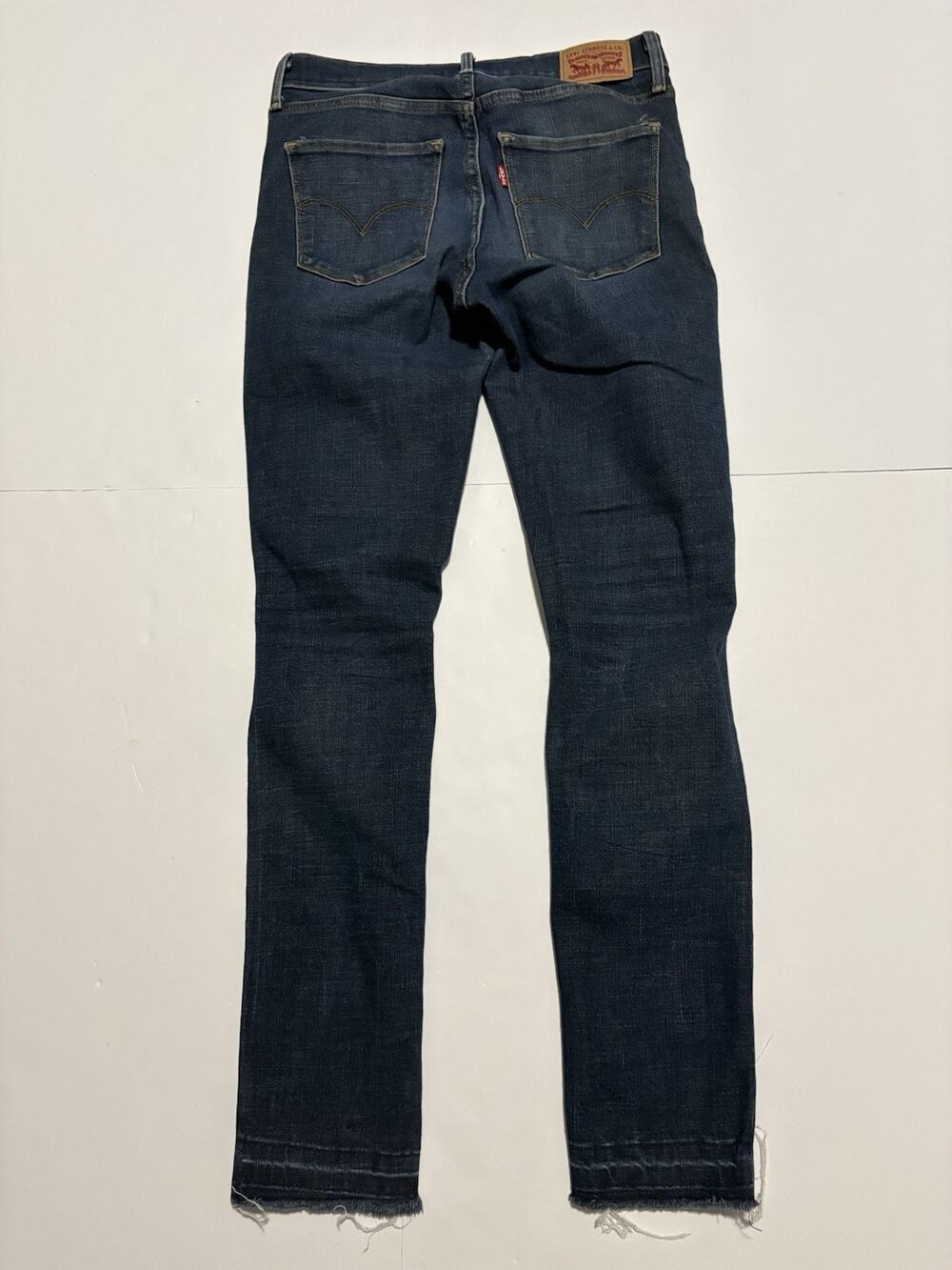 Levi’s 311 Shaping Skinny Jeans Women’s 26x30 Dark Wash Distressed